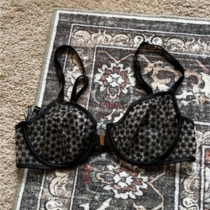 Victoria's Secret Black Lace Underwire Bra with Gold Clasp